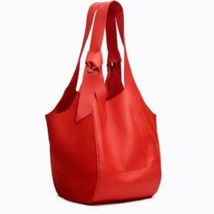 Rag & Bone Grand Shopper - Leather And Suede
Large Tote Bag